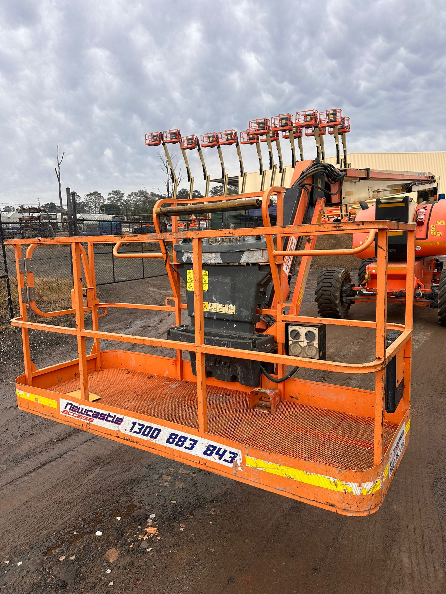 Sold - Articulated Boom Lift - View 3